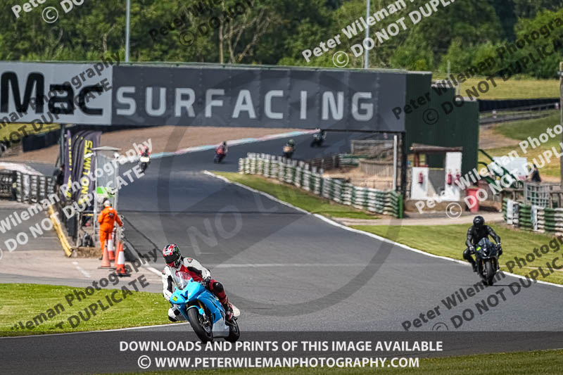 enduro digital images;event digital images;eventdigitalimages;mallory park;mallory park photographs;mallory park trackday;mallory park trackday photographs;no limits trackdays;peter wileman photography;racing digital images;trackday digital images;trackday photos